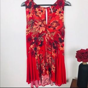Free People Small Tunic/Dress. Fun Red floral NWOT